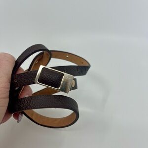 Elegant black skinny Belt with Gold Buckle